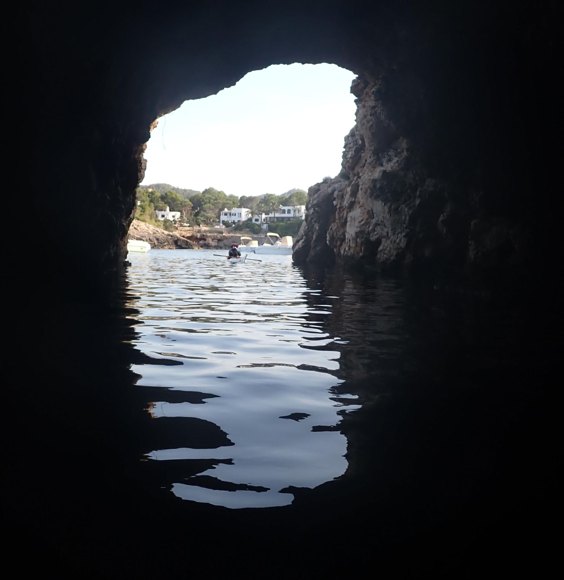 Cova de sa Guardiola