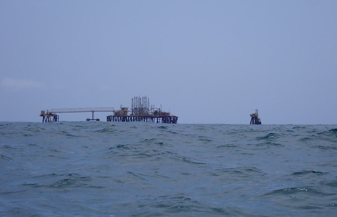 Plataforma de desc&agrave;rrega de petroliers "L'illa"