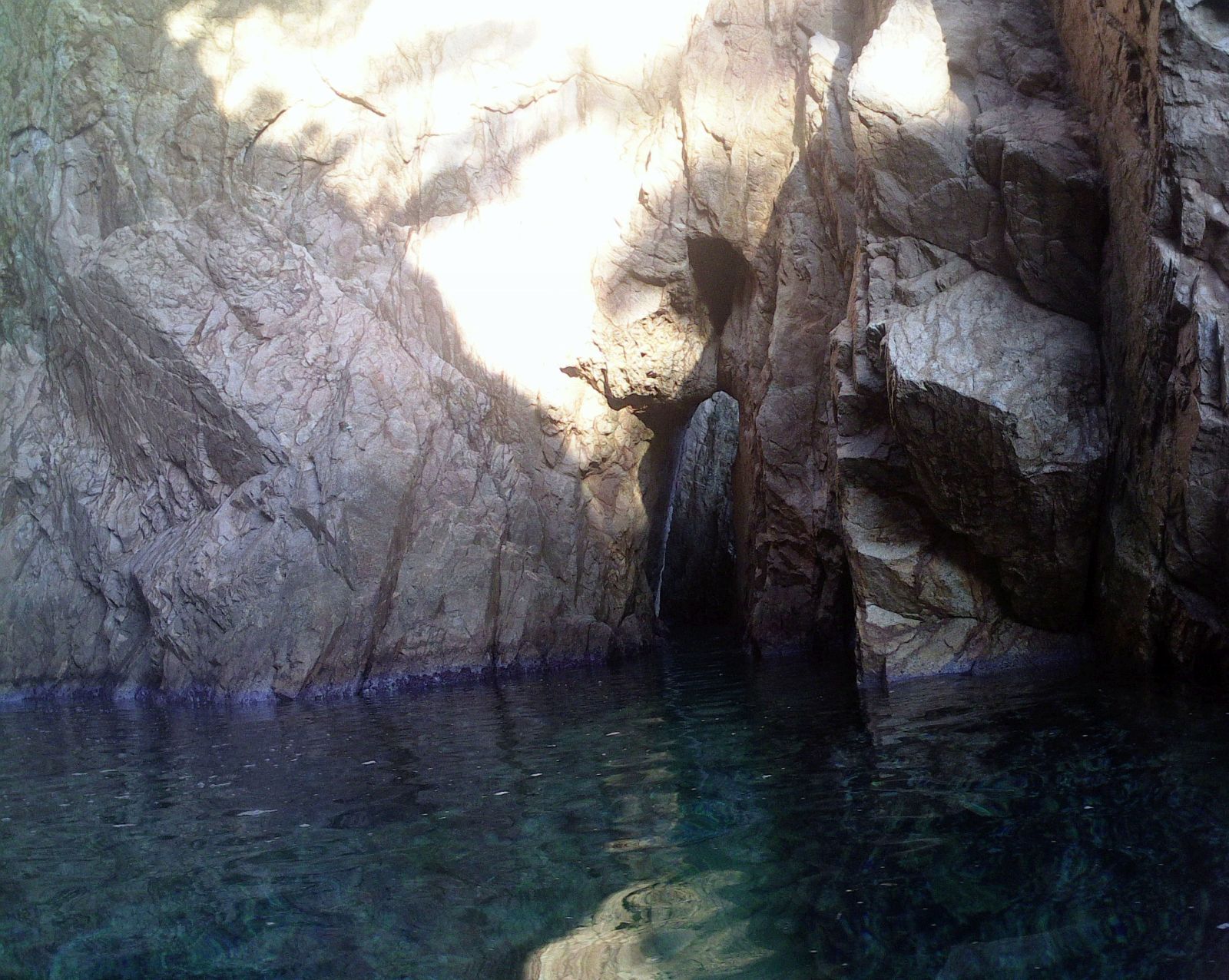 Pont natural de la Cova de les Ratetes Penades