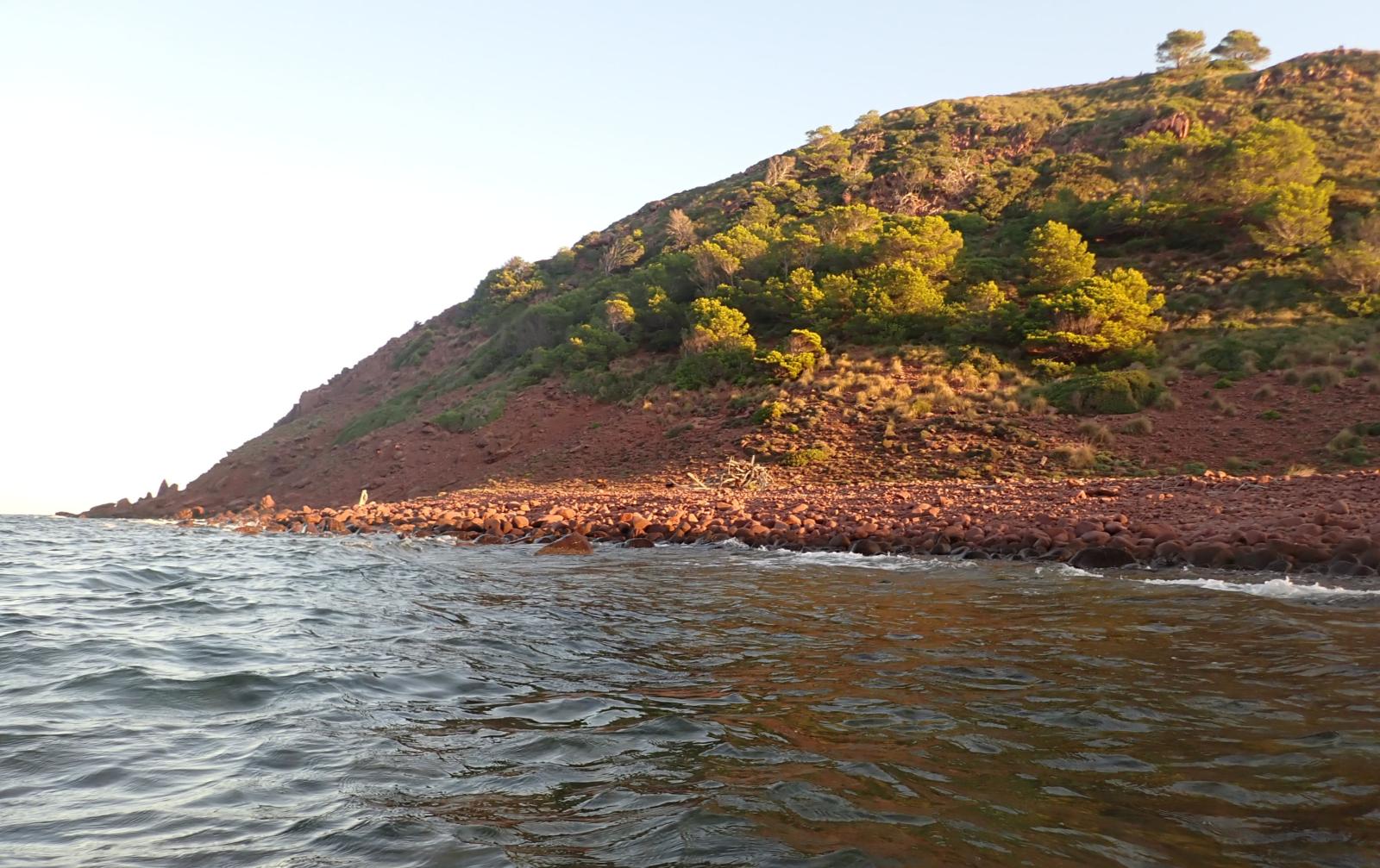 Cala en Carb&oacute;