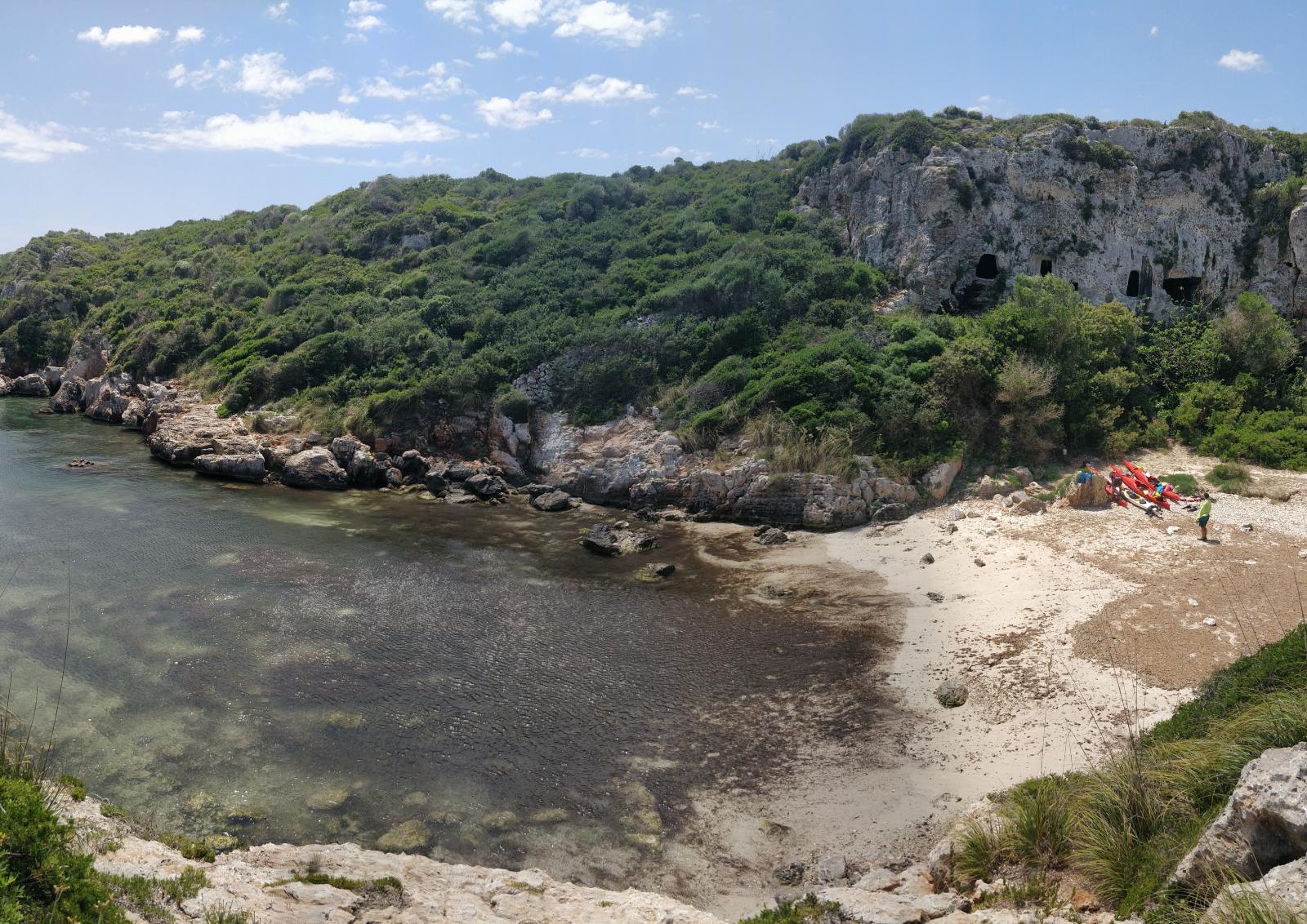 Cala de Biniparratx ***