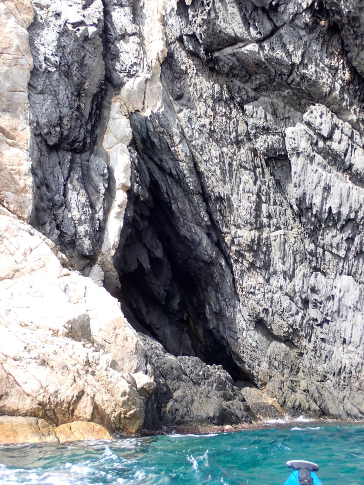 Cova de Canal Guillosa